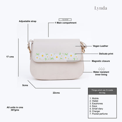Creamy daisy sling bag