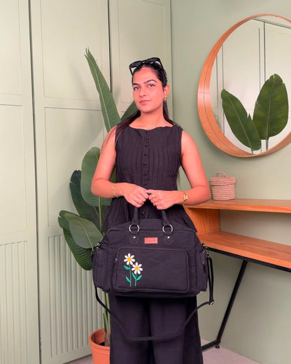 Daisy twinkle duffle bag - Black- LARGE